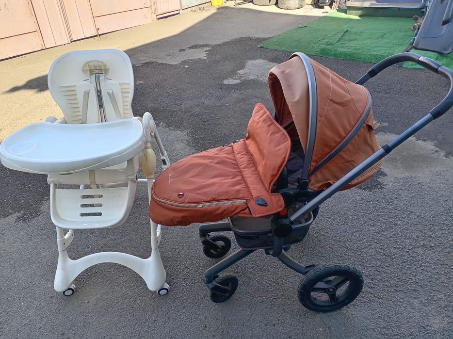 Продам коляску вместе стульчик для кормления