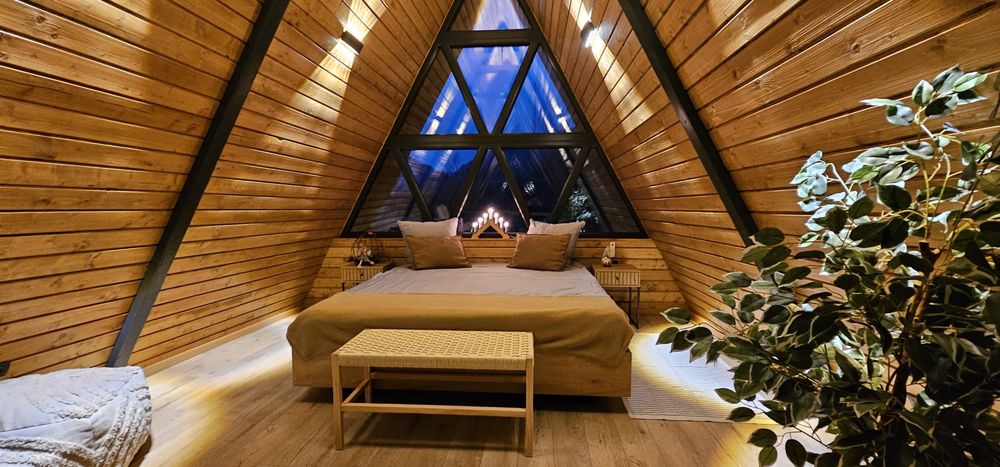 Cabana A-frame D&J libera de Craciun