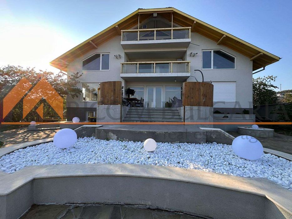 Продава се Къща в Варна, м-т Траката - 990 кв.м за 697 €/кв.м - Снимка #1