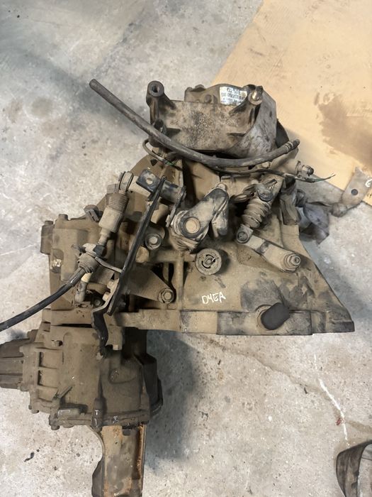 Скоростна кутия Хюндай Санта Фе 2.0 5 скорости Hyundai santa fe 2,0 d