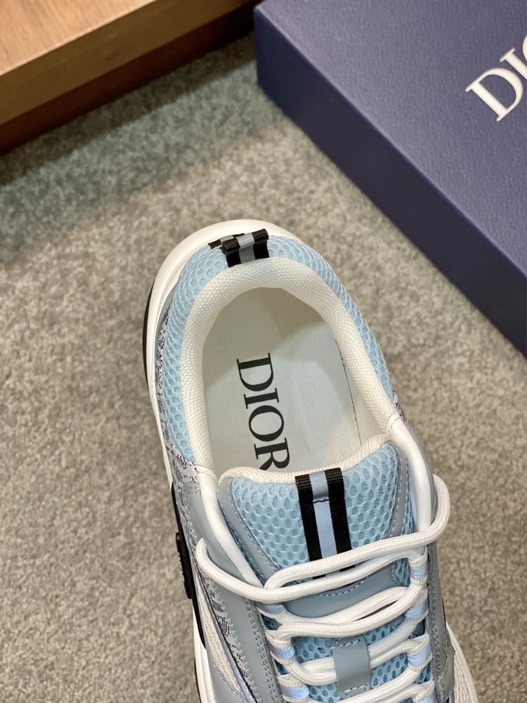 Adidasi Dior colectie noua