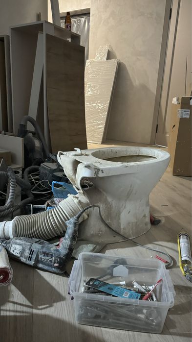 Унитаз строительный