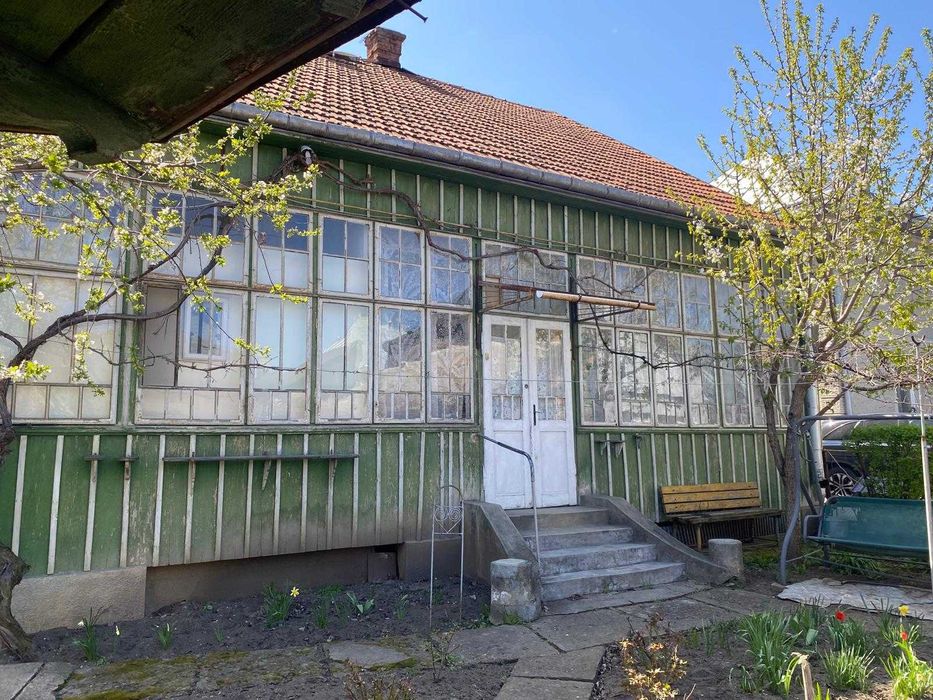 Casă cu istorie și potențial în inima Rădăuțiului