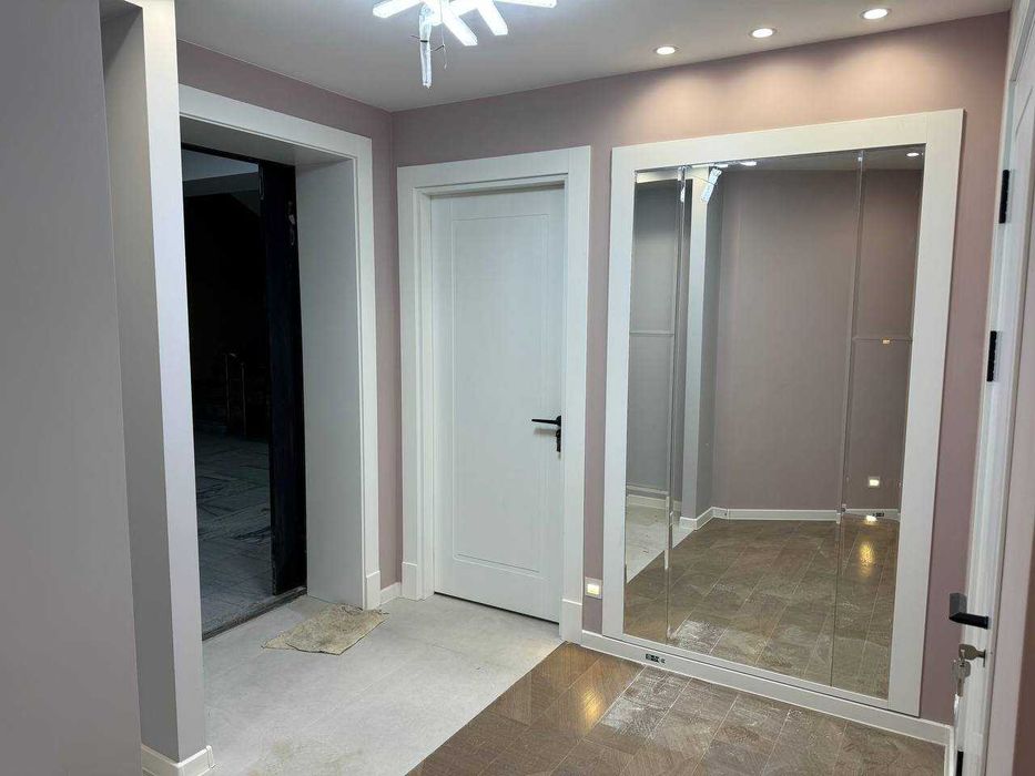 Продаётся новая квартира 3/6/6,101 кв.м,Алмазарскийрайон,ул.Сагбан.