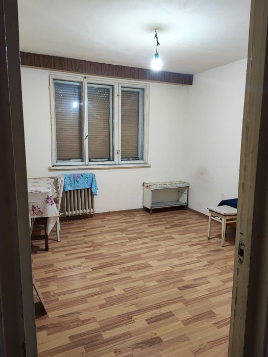 Vând Apartament 3 camere - Craiova