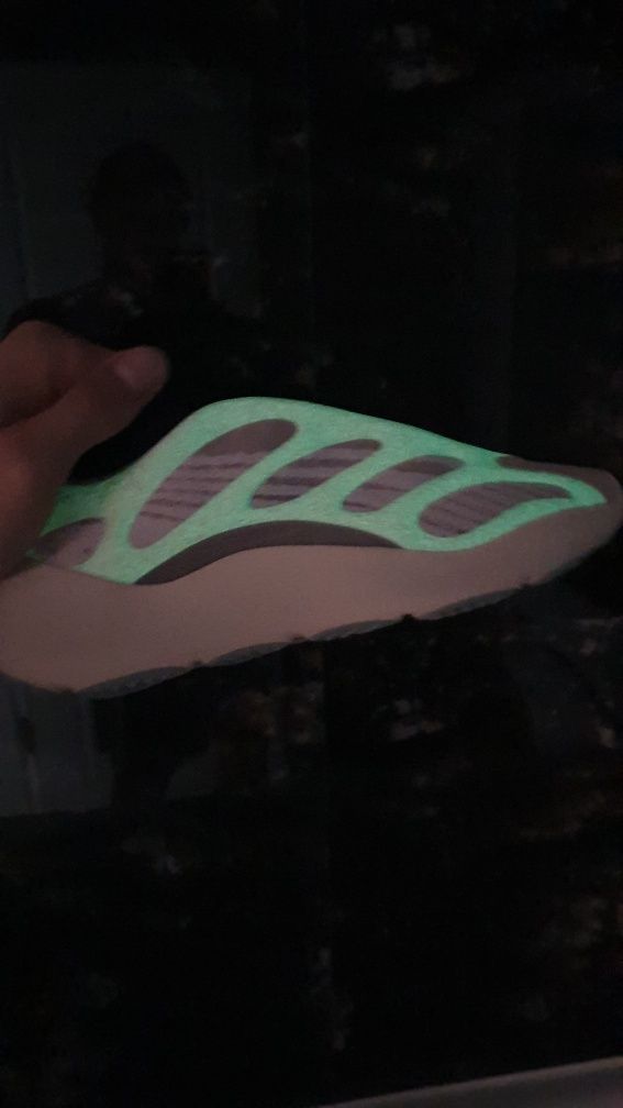 Yeezy 700 v3 Azael Glow in the dark