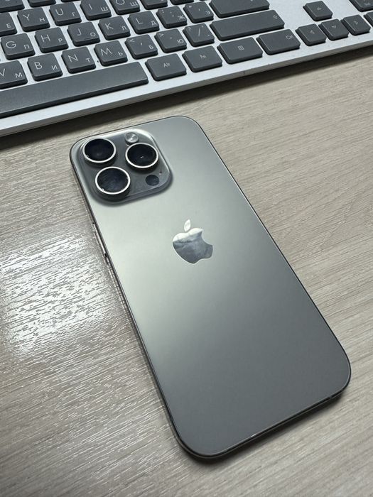 Iphone 15 PRO 256 gig. TITANIUM