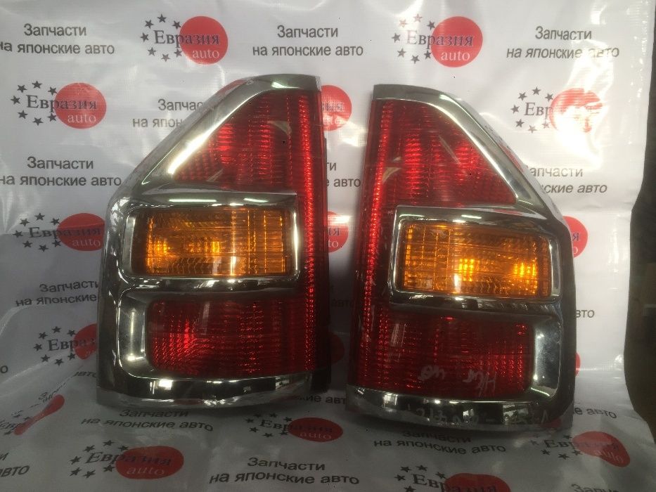 Задний фонарь правый Mitsubishi Pajero 3