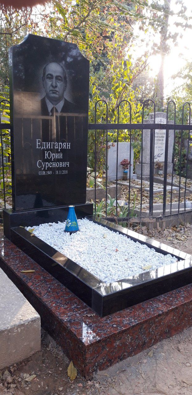 Памятники оптовые цены