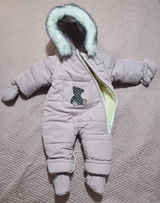 Salopeta/combinezon impermeabil, NOU,imblanit, mar.80