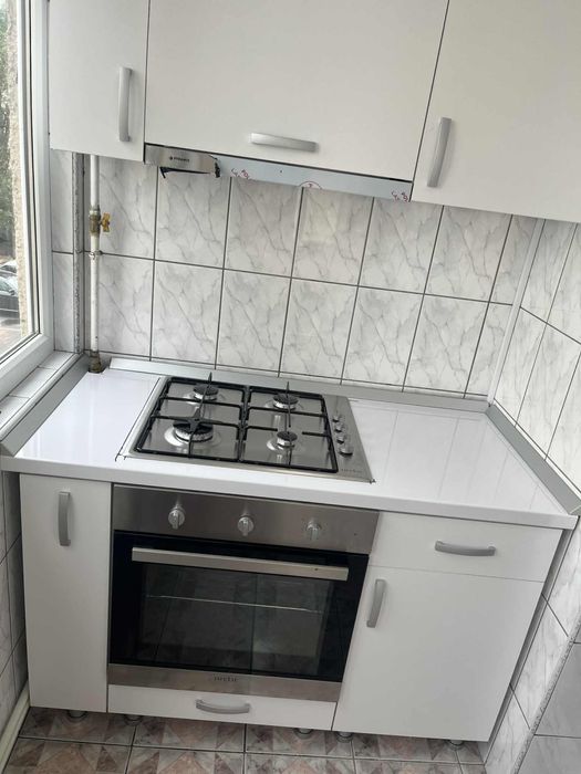 Apartament 3 camere de inchiriat Targu Jiu