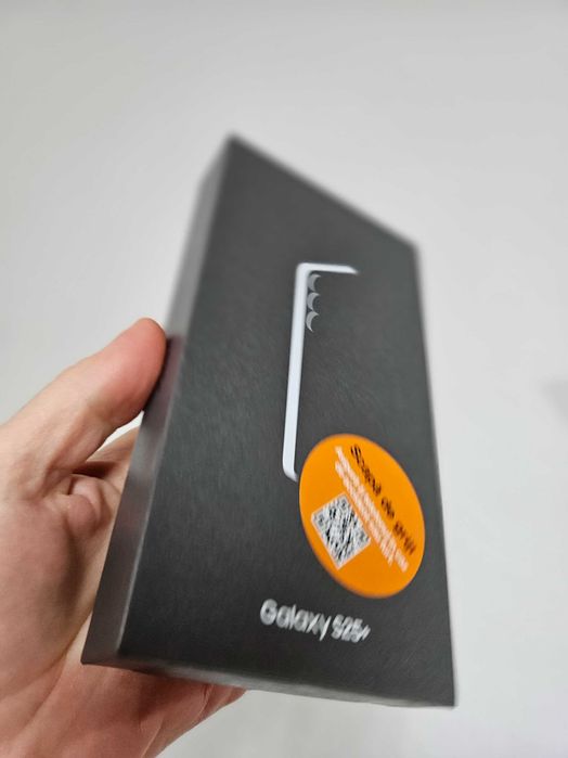 Samsung Galaxy S25 plus 256Gb sigilat la cutie Garantie.