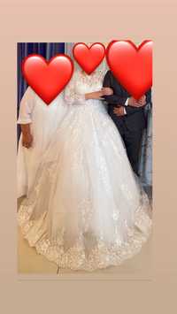 Свадебное платья  35000 тнг