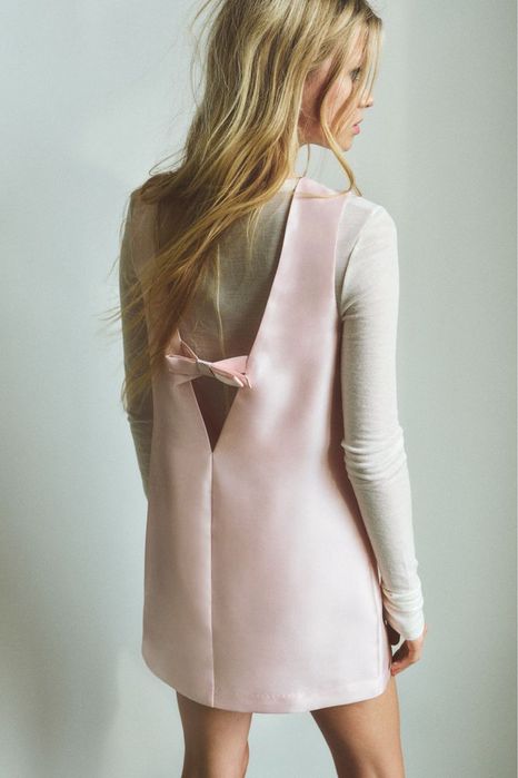 H&M бляскава мини рокля с ефектен гръб