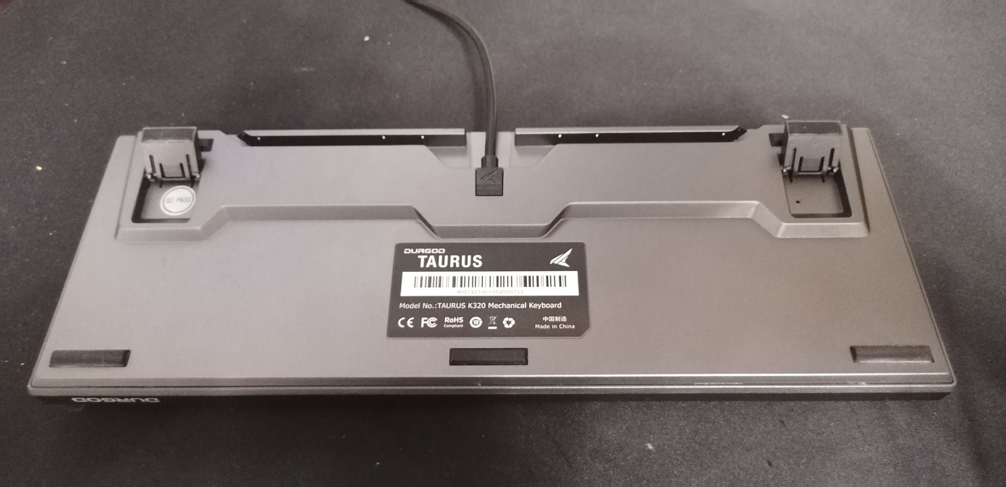 Tastaura mecanica Durgod Taurus K320 Space Gray