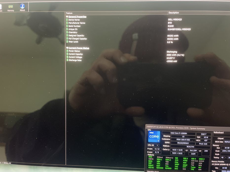 Dell Precision 5570 15,6 4K i7-12800 RTX A1000