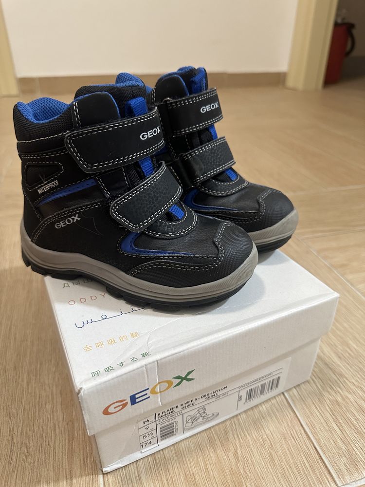 Продам зимние ботинки Geox 26р