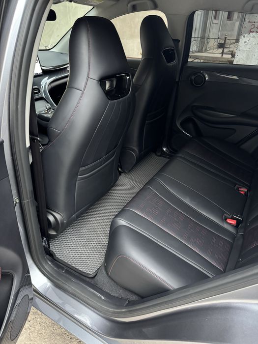 BYD E 2 Sotiladi Afitsalniy