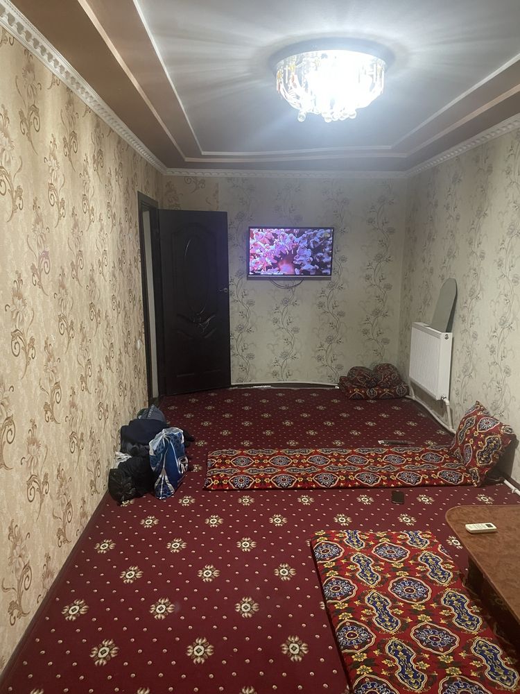 2 хонали квартира. Гипермаркет Ёнида.