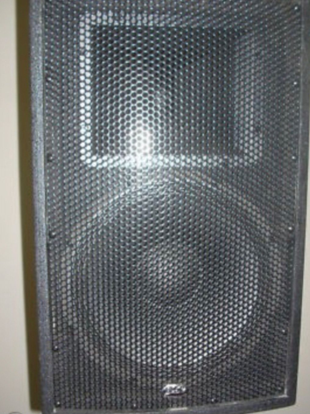 B52 Matrix 2000, subwoofer activ si 2 sateliti