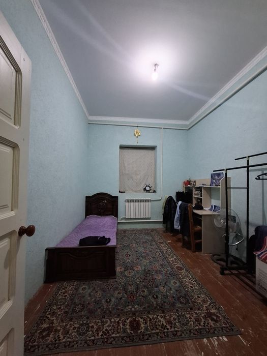 Уй сотилади 520м²