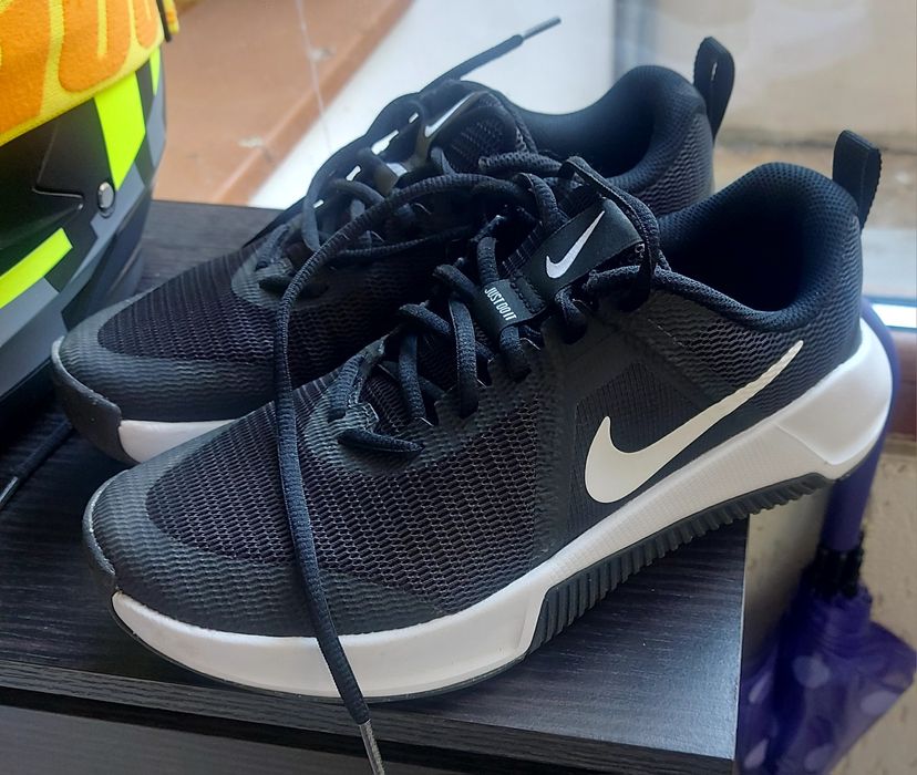 Дамски маратонки nike