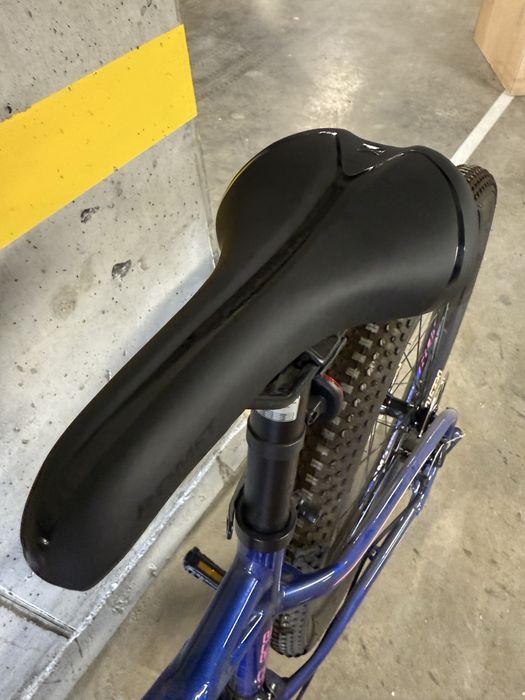 Bicicleta Romet Jolene 7.1 cu cadru din Aluminiu