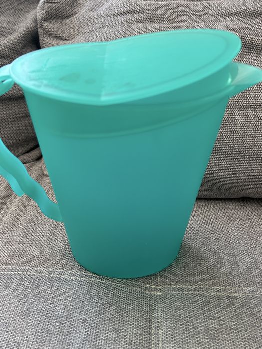 Carafa apa sau lapte tupperware