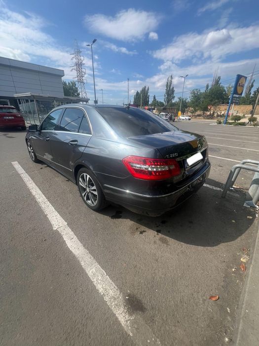 Mercedes Benz E220 Avantgarde