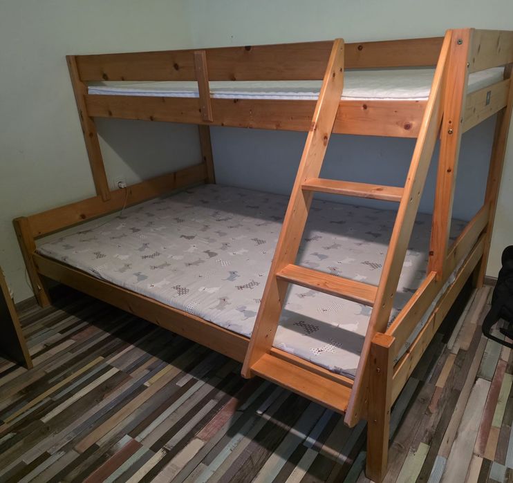 Легло на два етажа с матраци Jysk