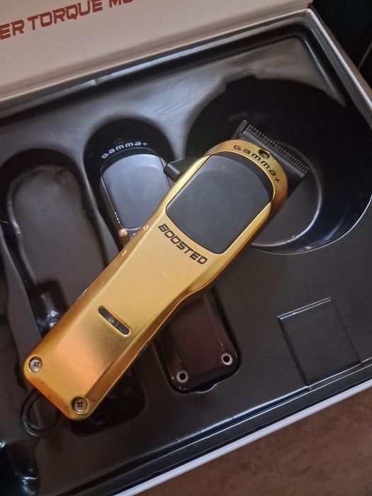 Mașina de tuns gamma boosted