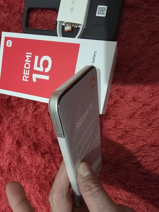 -Xiaomi Redmi 15, Nou, Nefolosit, 256Gb, 8Ram, 0 cicluri incarcare, Si