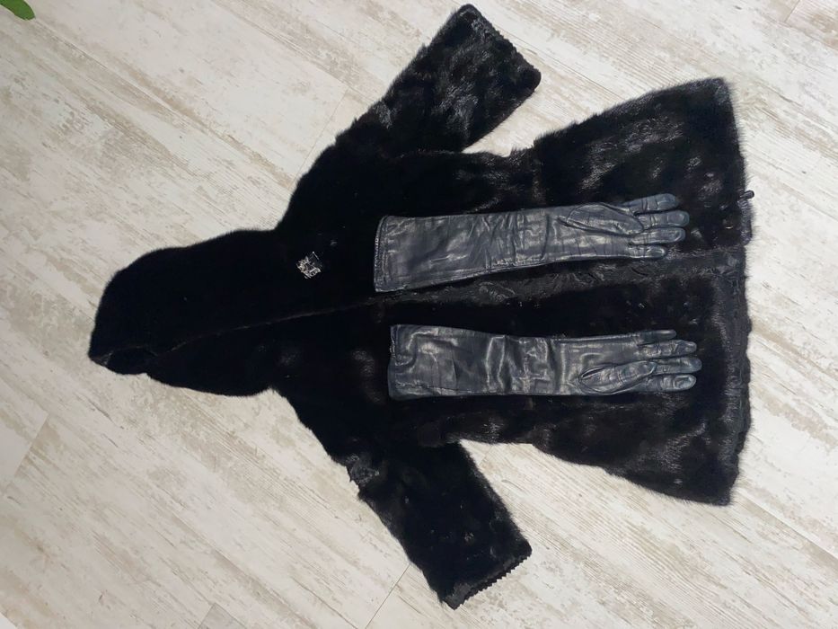 Продам полушубок норковый с капюшоном! Идеальный вариант для выхода!