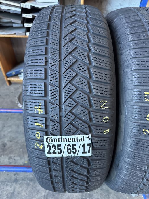225/65/17 Continental M+S