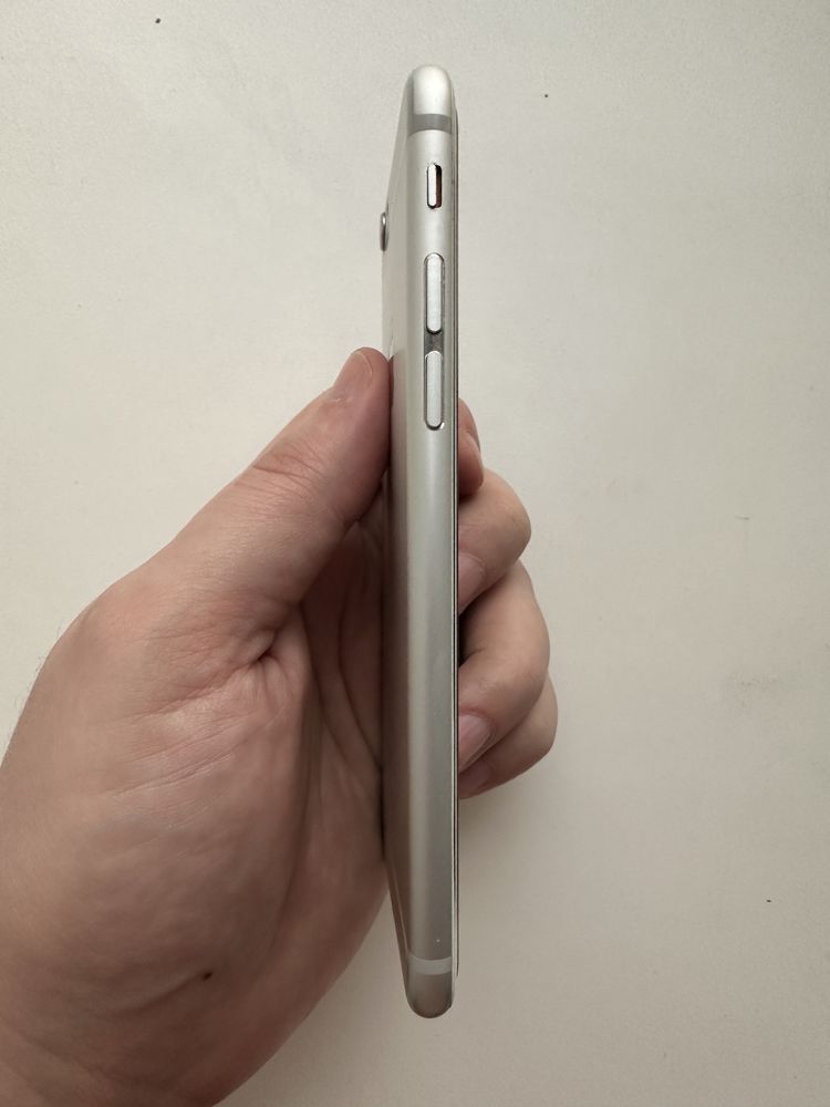 Продам Iphone 6 16Gb