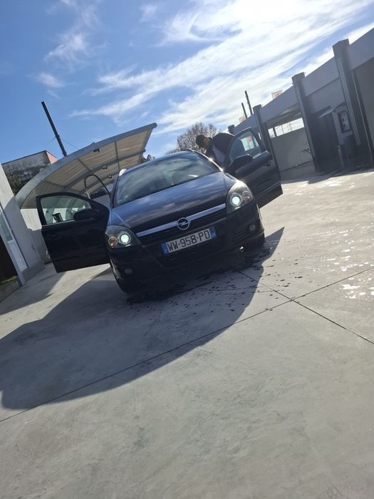Vând Opel astra h