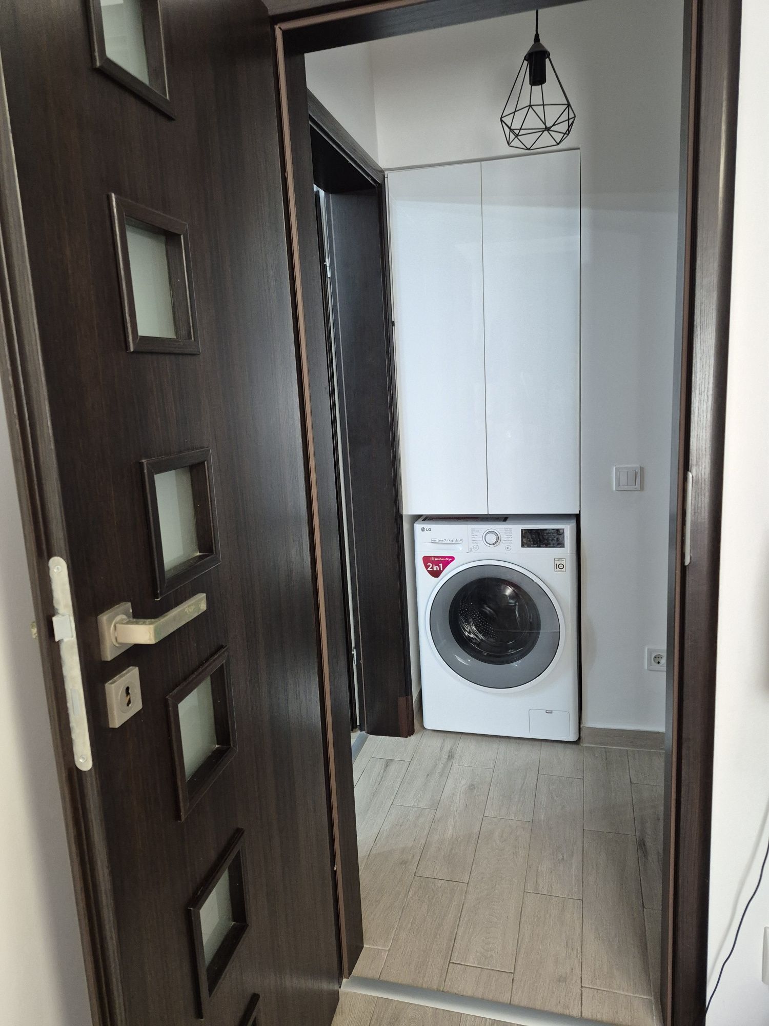 Vand Apartament 2 camere, Str Emil Racovita 31, Sector 4