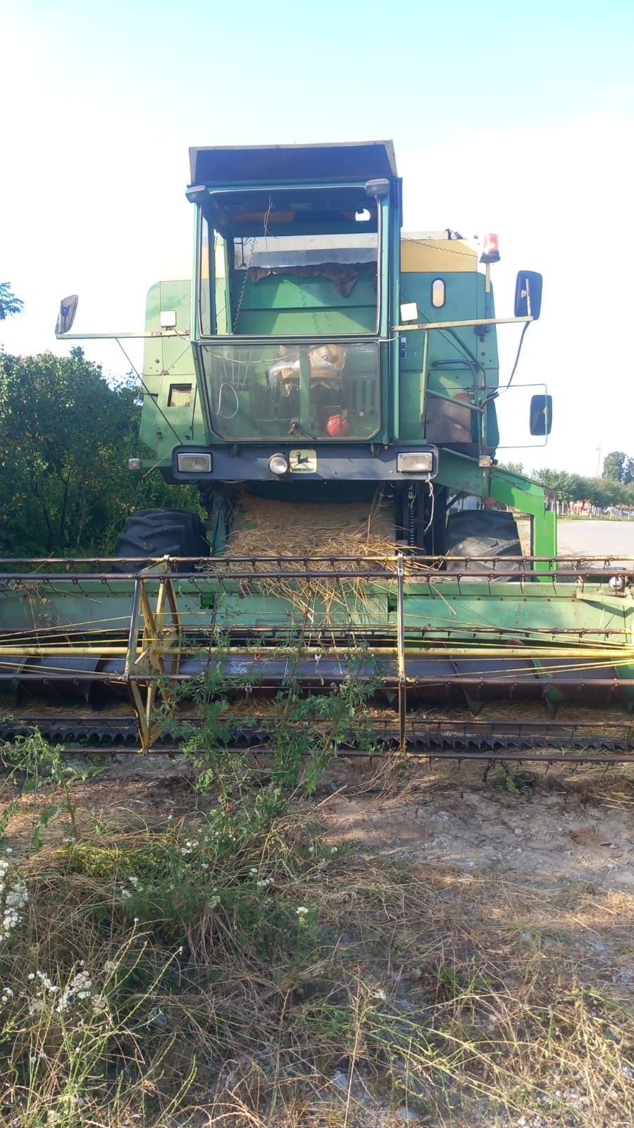 De vanzare combina john deere 975