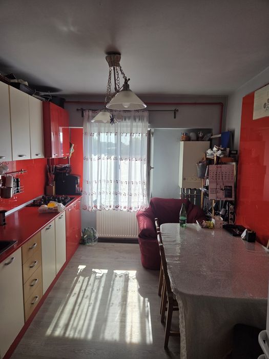 Vând apartament 2 camere