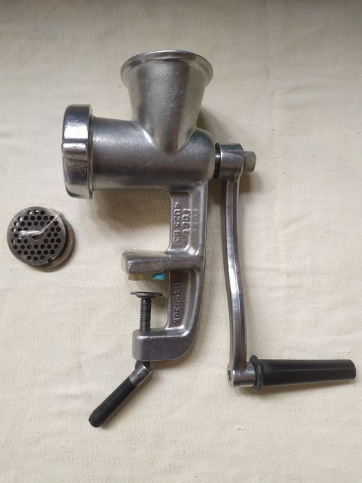 Мясарубка б/у...