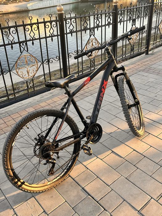 Продаю велик TRINX M136