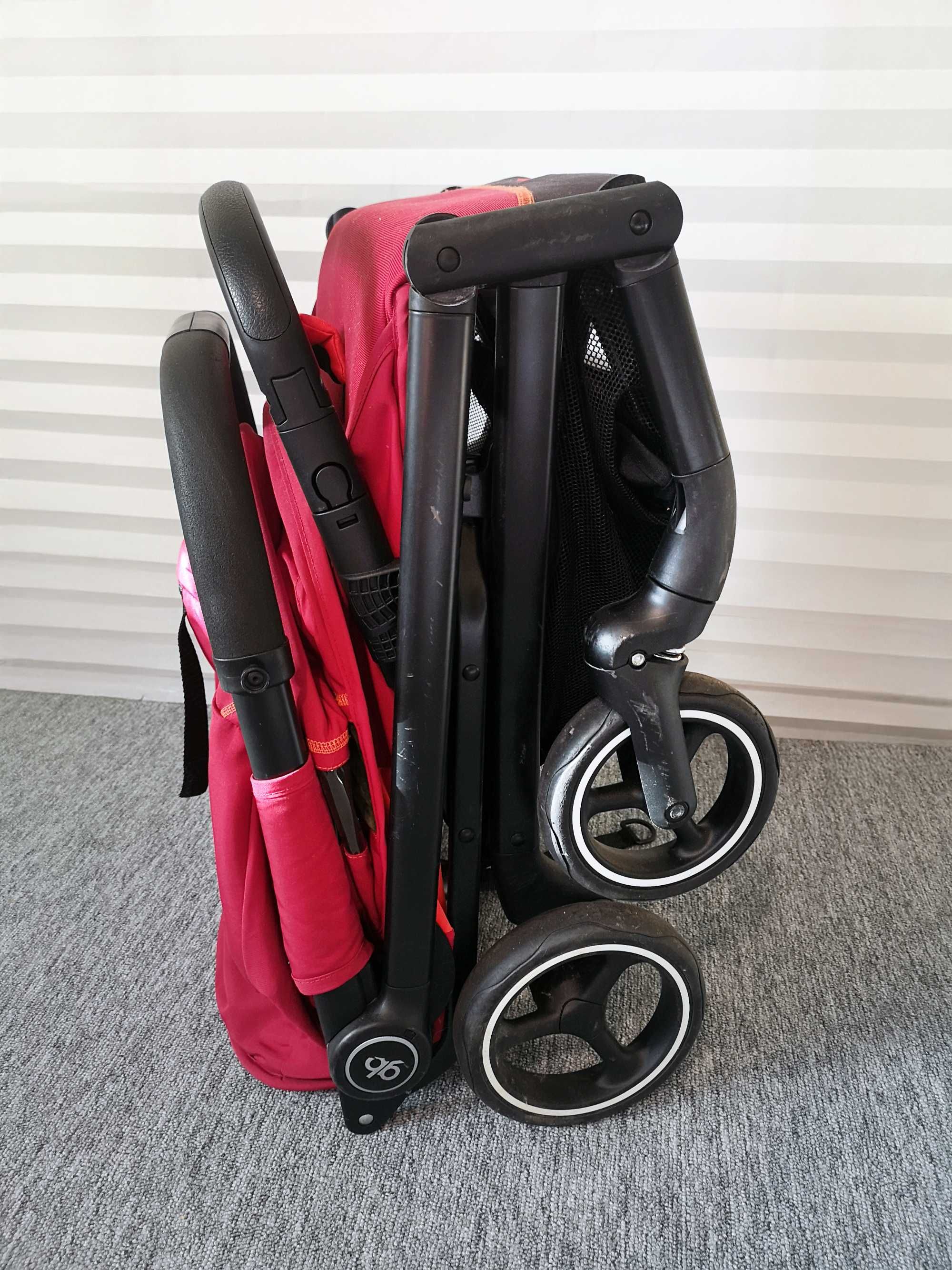 Cărucior bebe copil gb Qbit+ All City Rose Red, foarte compact