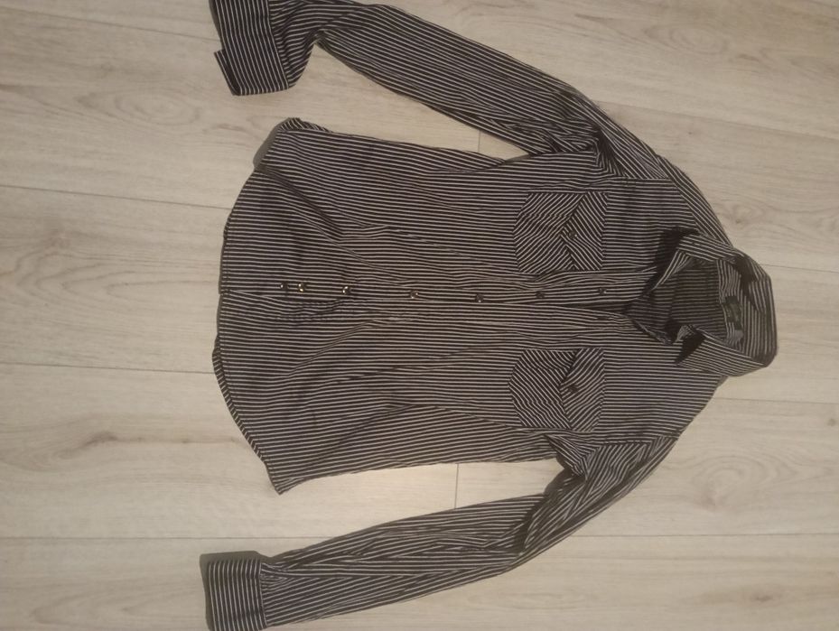 Cămașă bărbați în stare foarte bună mărimea M.