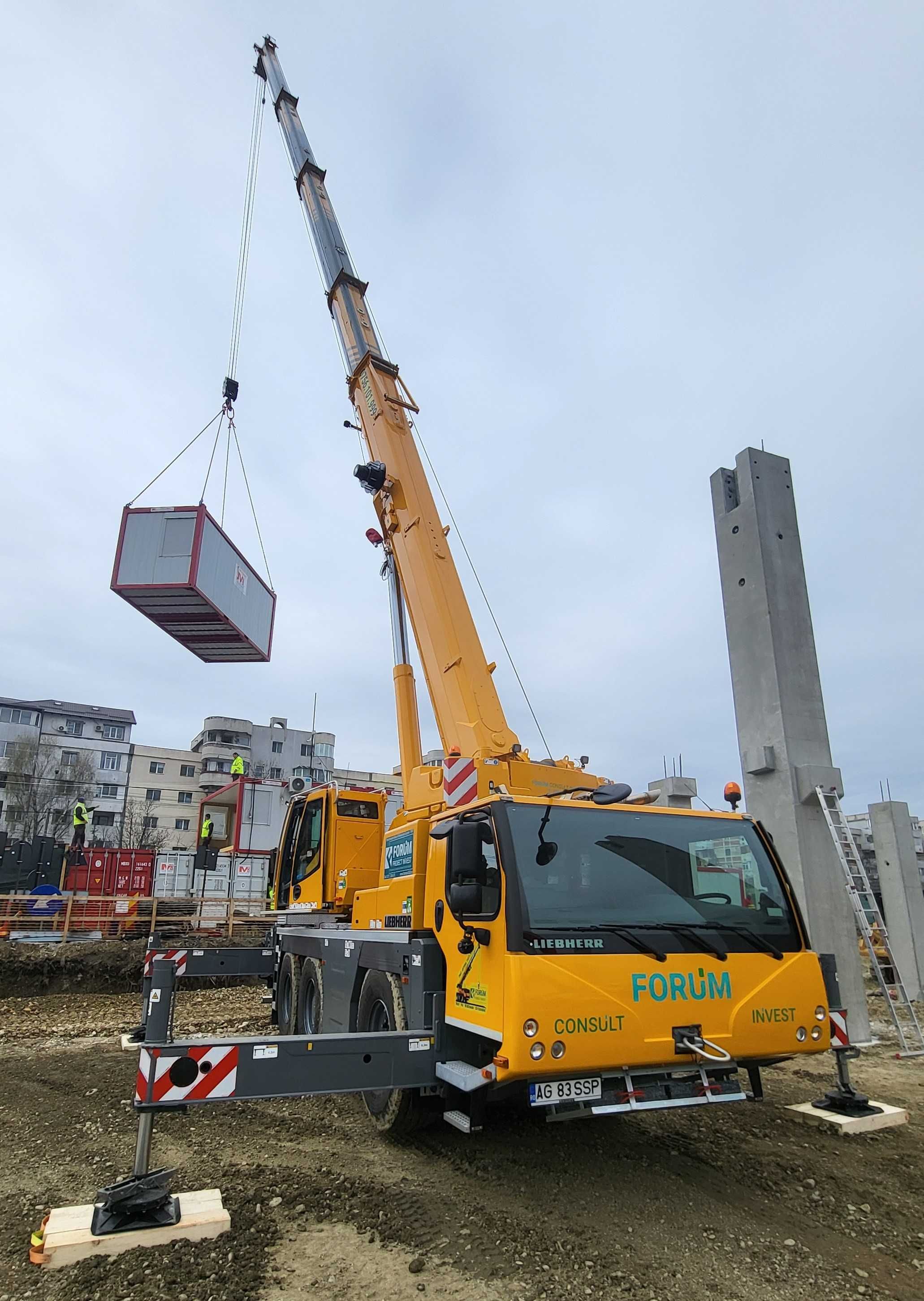 Inchiriez AutoMacara LIEBHERR 60t 48m - An Fabricatie 2023