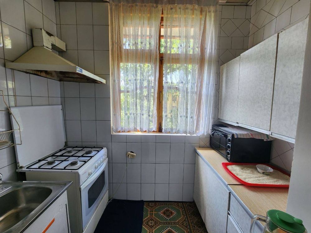 ПРОДАЕТСЯ  3/4/4 Ориентир Школа 200  Корейский здания