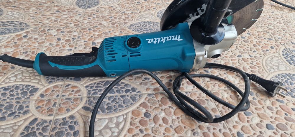 Ъглошлайф Makita GA9050R 230мм