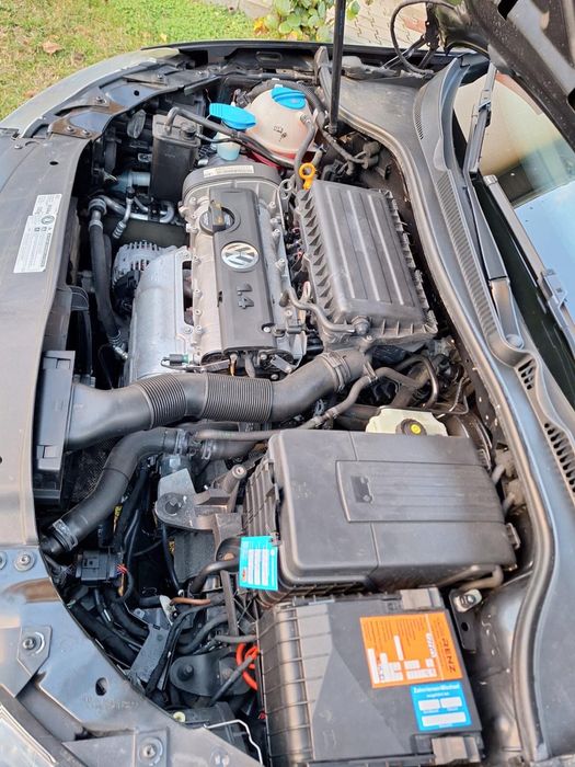 Vând Volkswagen Golf VI 1.4 TSI 2011