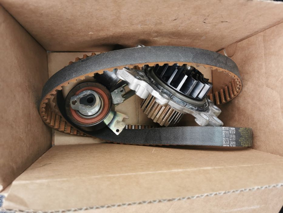 Резервни части Пежо 3008