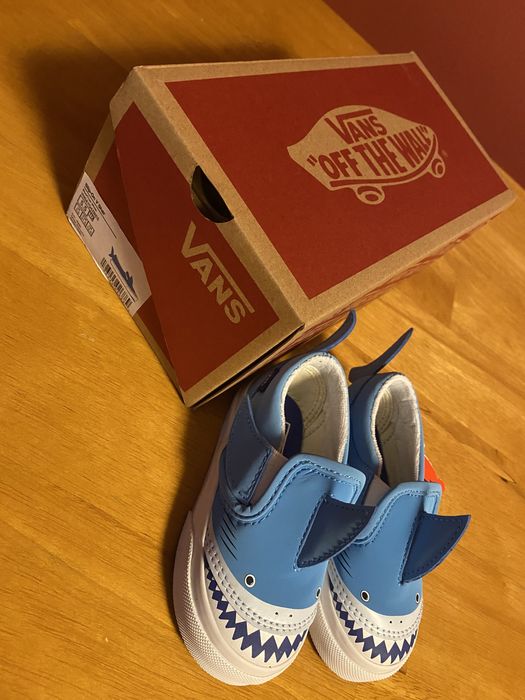 Детски обувки “Vans” Baby Shark