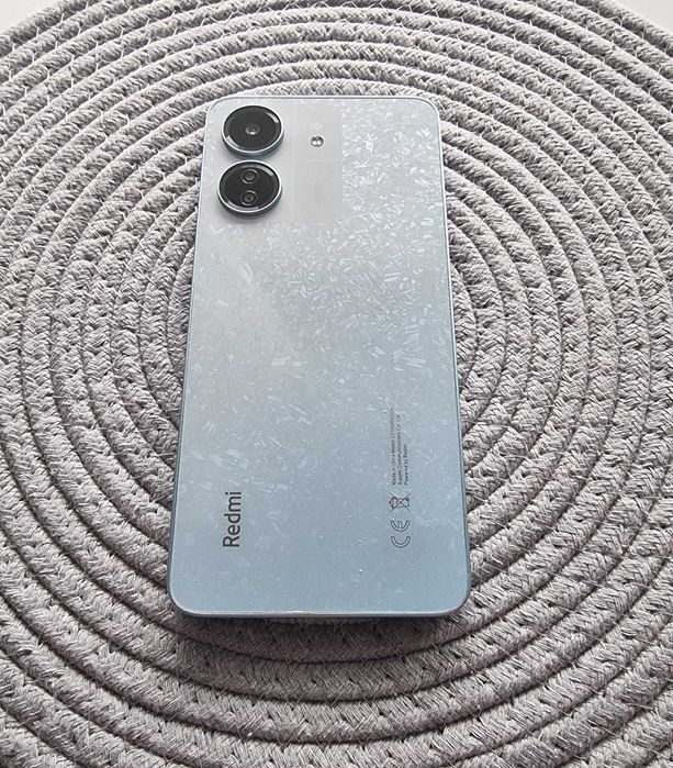 Xiaomi Redmi 13C in stare NOUA, Alb Glaciar, 128 GB, 6 GB RAM